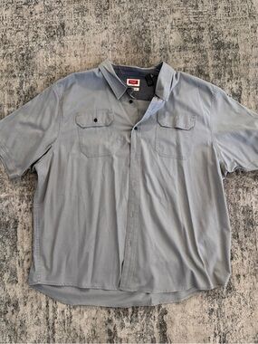 Wrangler Light Gray Short Sleeve Button-Down Shirt